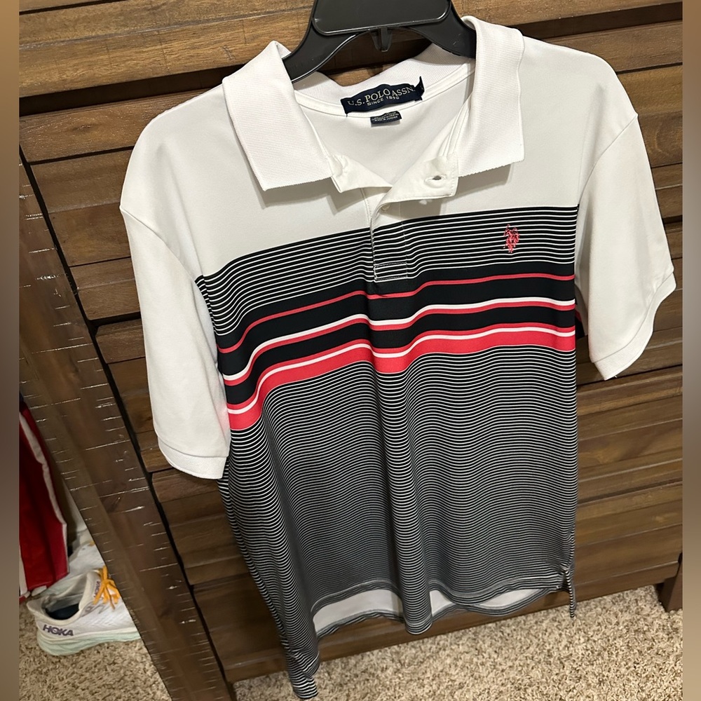 Men’s Polo golf shirt, size large. Brand new